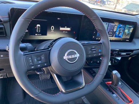 New 2026 Nissan Kicks SR w/ Cold Weather Package image 12