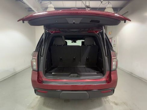 Certified 2024 Chevrolet Tahoe Z71 w/ Luxury Package image 7