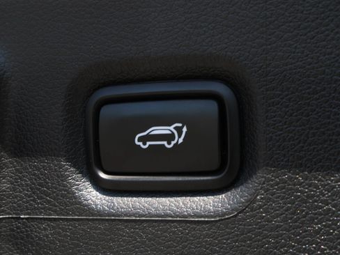 Used 2023 Hyundai Santa Fe Limited AWD/4WD image 14