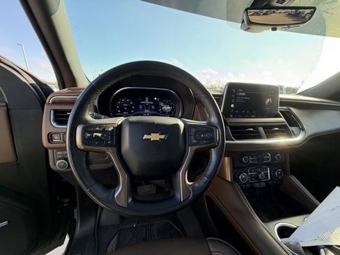 Used 2022 Chevrolet Tahoe High Country image 16