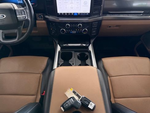 Used 2023 Ford F250 Lariat w/ FX4 Off-Road Package AWD/4WD image 21
