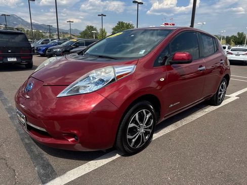 Used 2012 Nissan Leaf SV image 1
