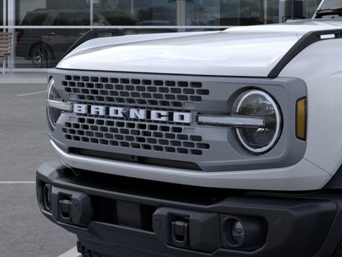 New 2026 Ford Bronco Badlands AWD/4WD image 19