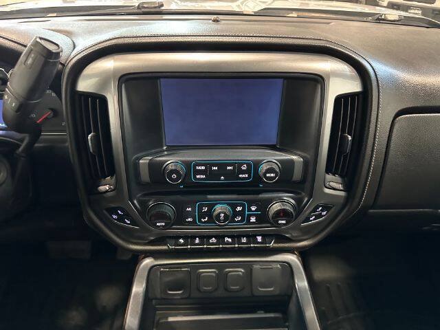 Used 2015 Chevrolet Silverado 2500 LTZ AWD/4WD image 17