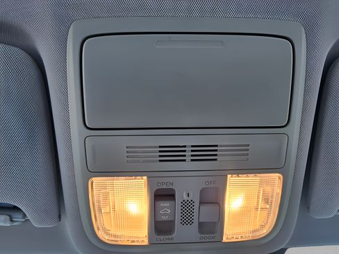 Used 2014 Honda Accord EX-L image 24