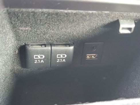 Certified 2020 Toyota Avalon Limited image 33