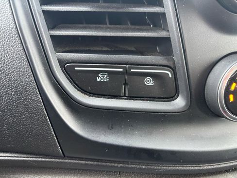 Used 2024 Ford Transit 250 Low Roof w/ Exterior Upgrade Package image 20