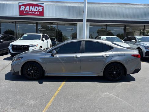 Used 2025 Toyota Camry SE w/ Multimedia Upgrade Package AWD/4WD image 14