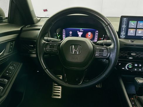 Used 2024 Honda Accord Sport image 17