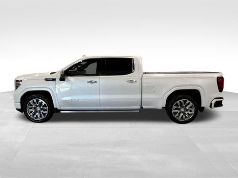 Used 2024 GMC Sierra 1500 Denali w/ Denali Reserve Package AWD/4WD image 4