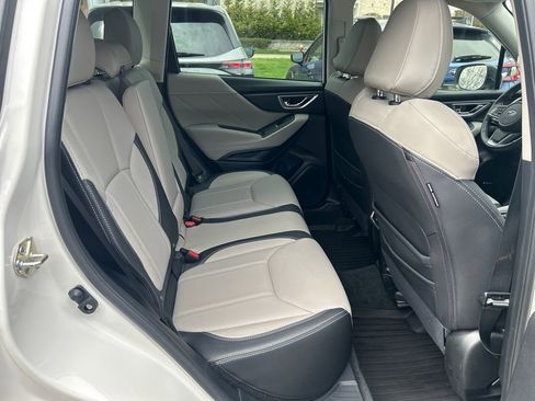 Used 2020 Subaru Forester Limited image 31