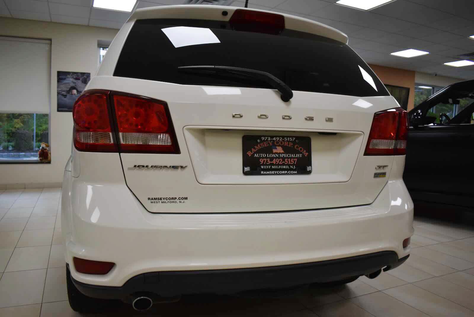 Used 2017 Dodge Journey GT FWD image 52