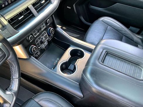 Used 2021 Chevrolet Tahoe Z71 w/ Rear Media and Nav Package AWD/4WD image 16