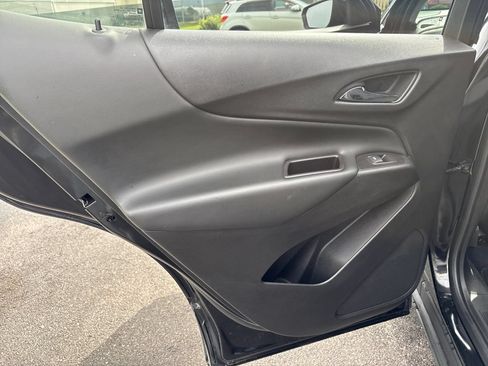 Used 2021 Chevrolet Equinox LT AWD/4WD image 25