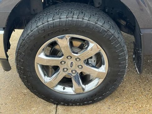 Used 2021 Ford F150 Lariat w/ Equipment Group 502A High AWD/4WD image 22
