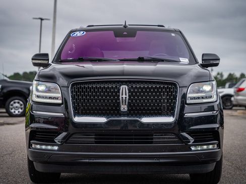 Used 2020 Lincoln Navigator Reserve w/ Equipment Group 208A Reserve AWD/4WD image 3