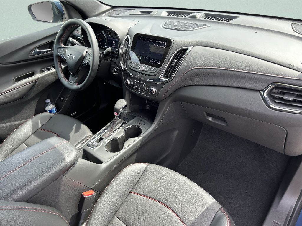 Used 2023 Chevrolet Equinox RS w/ RS Leather Package FWD image 17
