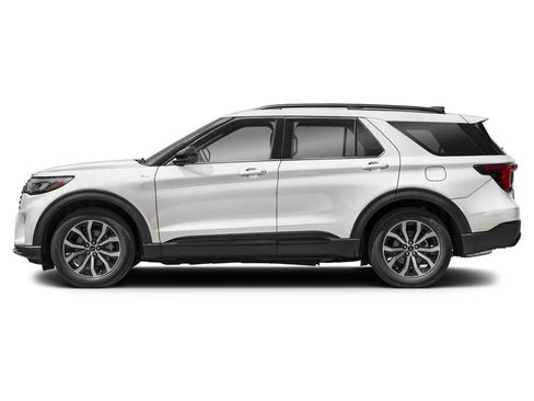 Used 2025 Ford Explorer ST-Line w/ ST-Line Street Pack AWD/4WD image 3