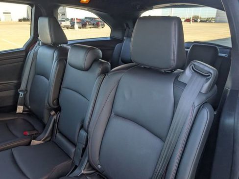 Used 2025 Honda Odyssey Sport-L image 28