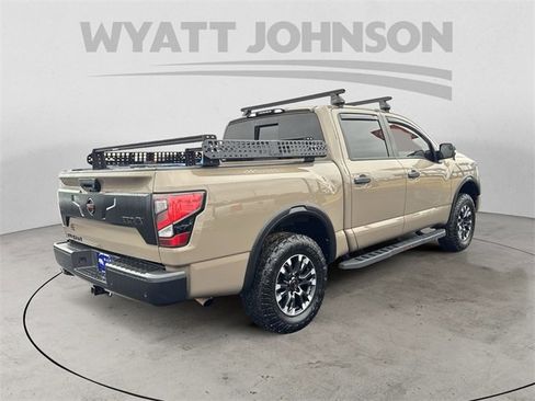 Used 2021 Nissan Titan PRO-4X w/ Pro-4x Convenience Package image 5