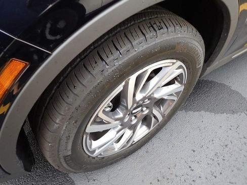 Used 2023 Lincoln Corsair AWD w/ Equipment Group 101A image 2