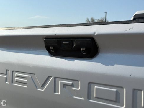 Used 2021 Chevrolet Silverado 2500 LTZ AWD/4WD image 13