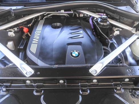 Certified 2023 BMW X7 xDrive40i w/ Premium Package image 24