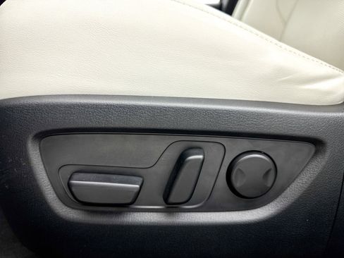 Certified 2025 MAZDA CX-30 AWD 2.5 S w/ Premium Package image 33