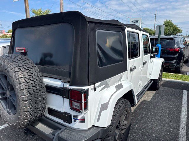 Used 2017 Jeep Wrangler Unlimited Sahara AWD/4WD image 3