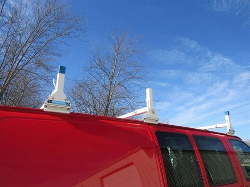 Used 2017 Chevrolet Express 3500 image 10