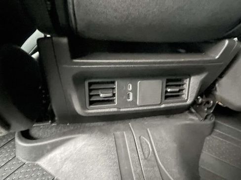 Certified 2025 Chevrolet Silverado 2500 Custom w/ Custom Value Package image 15