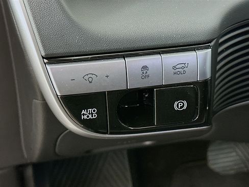 Used 2024 Hyundai Ioniq 5 SEL RWD image 17