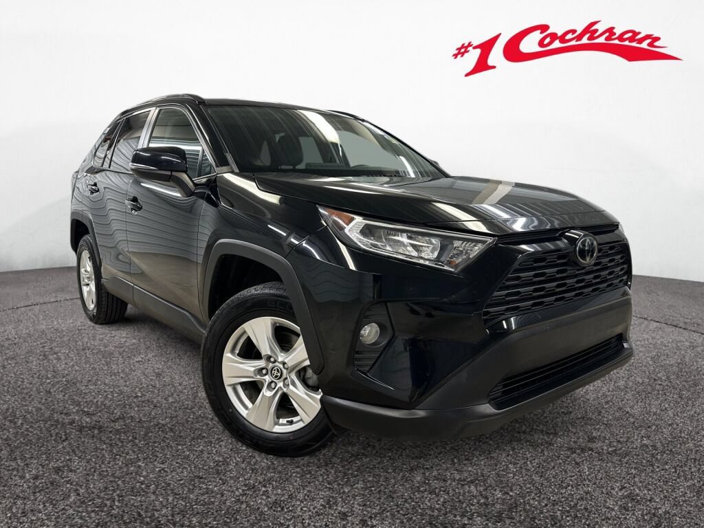 Used 2021 Toyota RAV4 XLE w/ Convenience Package AWD/4WD image 1