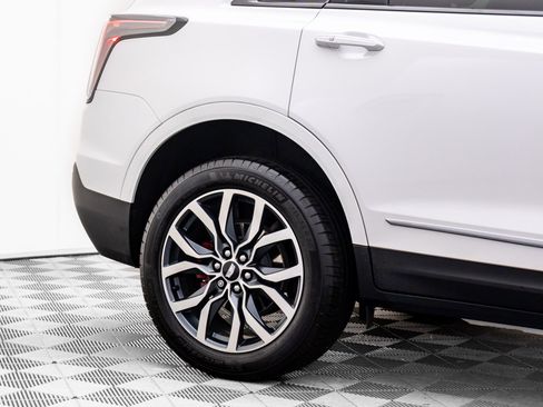 Certified 2022 Cadillac XT5 Sportv w/ LPO, Floor Liner Package image 34