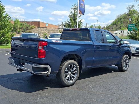 Used 2023 Chevrolet Silverado 1500 LT AWD/4WD image 6