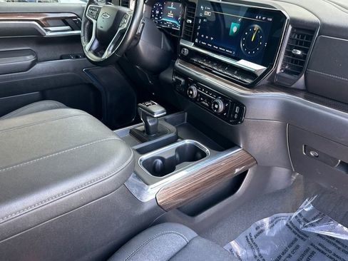 Used 2023 Chevrolet Silverado 1500 LT Trail Boss w/ Protection Package AWD/4WD image 16