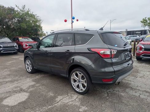 Used 2018 Ford Escape Titanium image 5