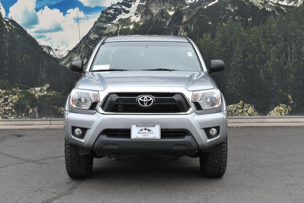 Used 2015 Toyota Tacoma 4x4 Double Cab w/ TRD Off-Road Package image 5