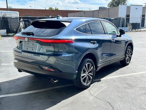 Used 2024 Toyota Venza LE AWD/4WD image 7