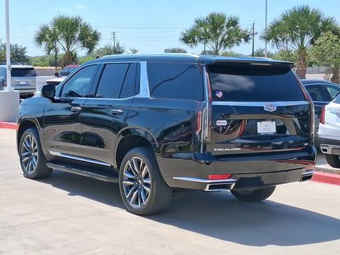 Used 2023 Cadillac Escalade Premium Luxury w/ LPO, Floor Liner Package RWD image 4