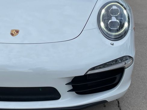 Used 2014 Porsche 911 Carrera 4S AWD/4WD image 9
