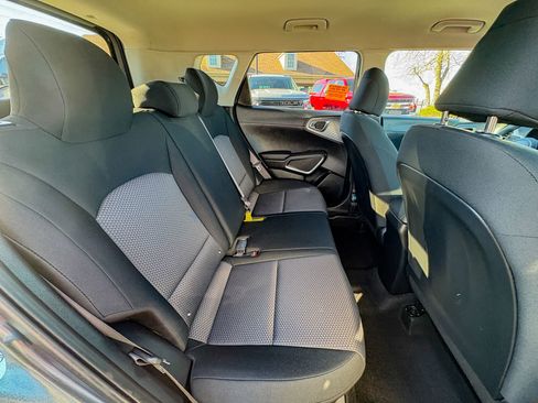 Used 2025 Kia Soul LX FWD image 21