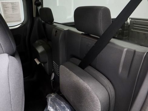 Certified 2025 Nissan Frontier S image 20