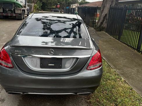 Used 2017 Mercedes-Benz C 300 Sedan image 7