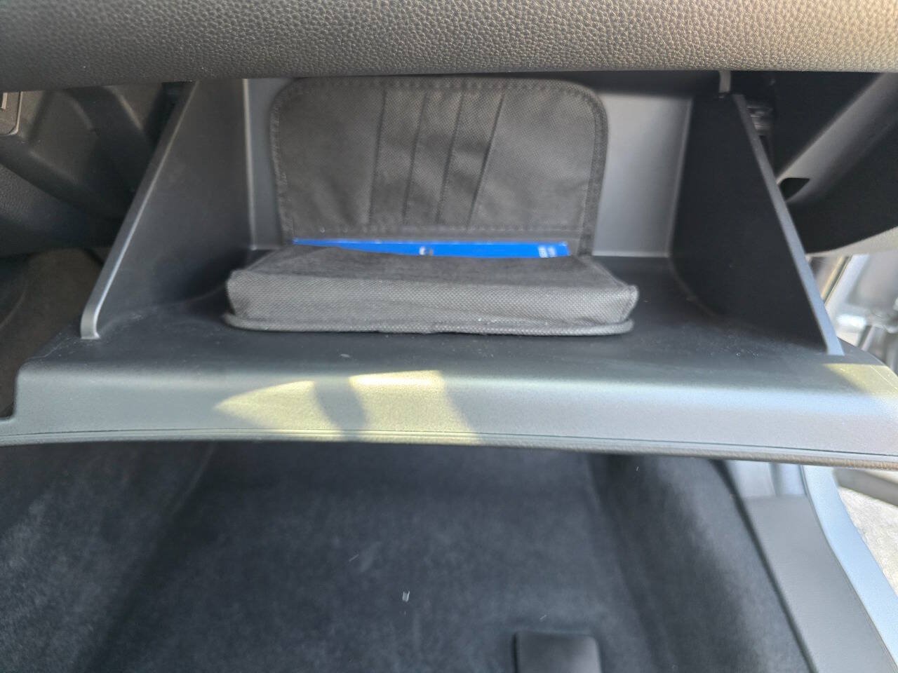 Used 2019 Honda Accord LX image 32