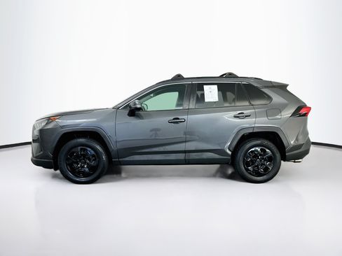 Used 2019 Toyota RAV4 LE w/ All Weather Liner Package AWD/4WD image 4