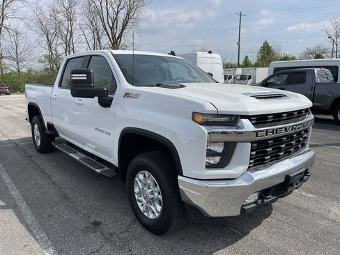 Used 2023 Chevrolet Silverado 2500 LT w/ Convenience Package AWD/4WD image 12