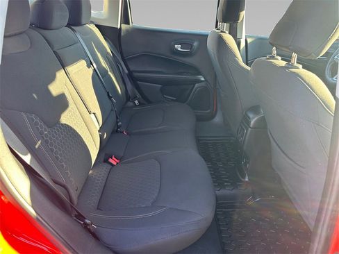 Certified 2018 Jeep Compass Sport w/ Tech Group image 17