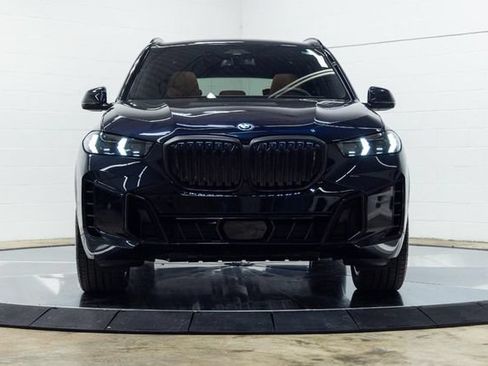 Used 2026 BMW X5 xDrive50e w/ M Sport Package AWD/4WD image 5