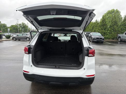Used 2024 Chevrolet Equinox LS w/ LS Convenience Package AWD/4WD image 26